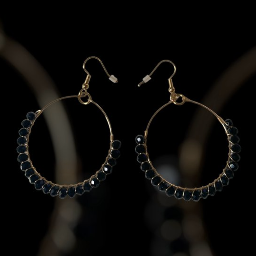 Oorringen - kralen oorbellen - zwarte oorbellen