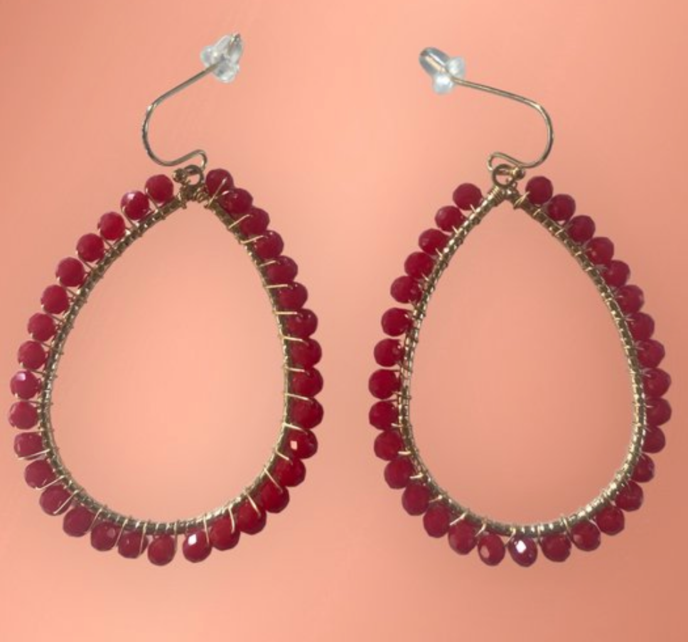 Oorringen - kralen oorbellen - rode oorbellen