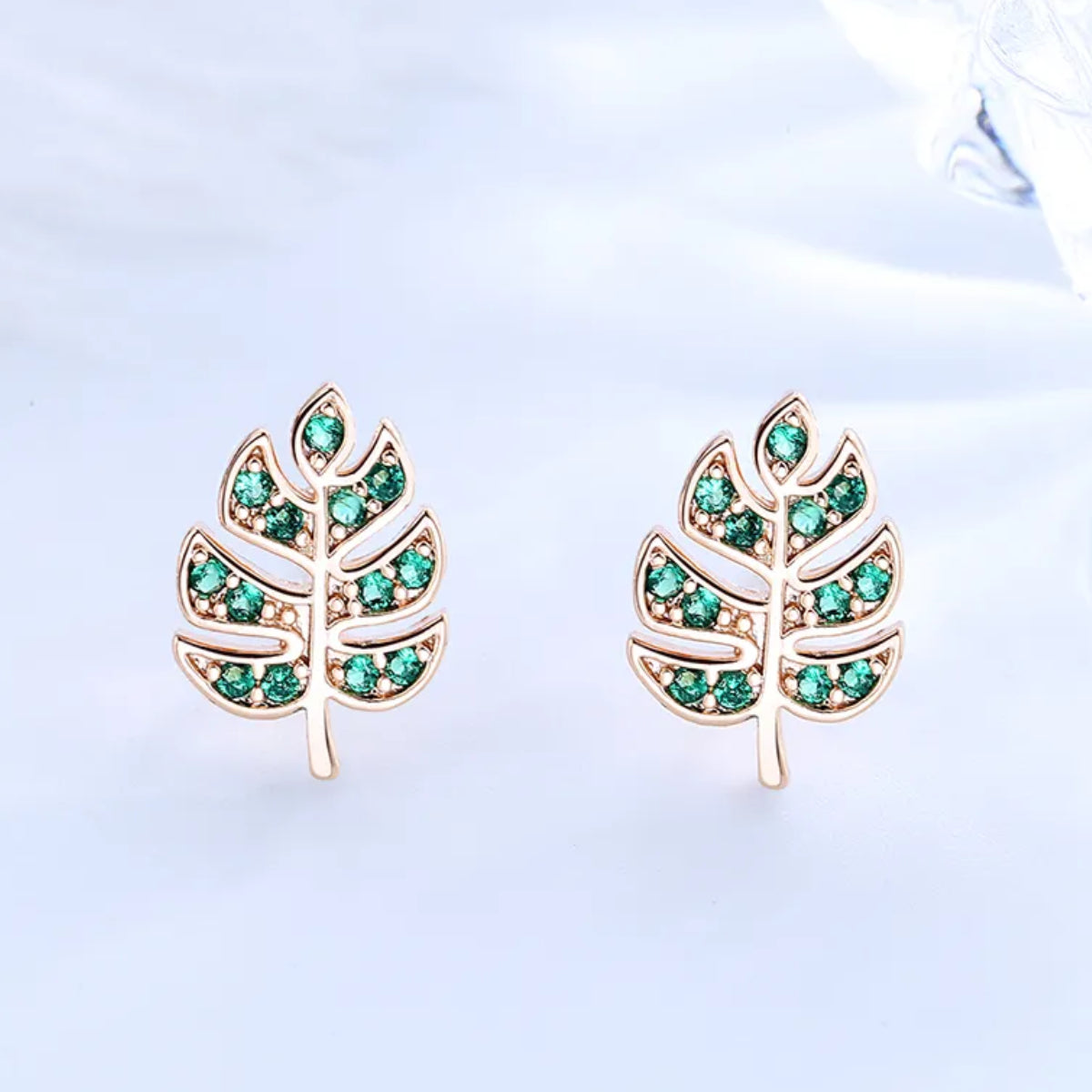 Dames oorbellen – Zirkonia oorbellen – Blad oorbellen