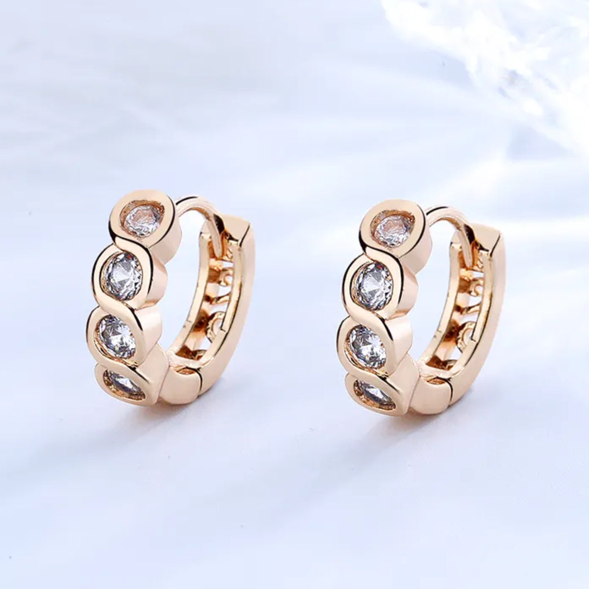 Dames oorringen - gold plated - zirkonia stenen