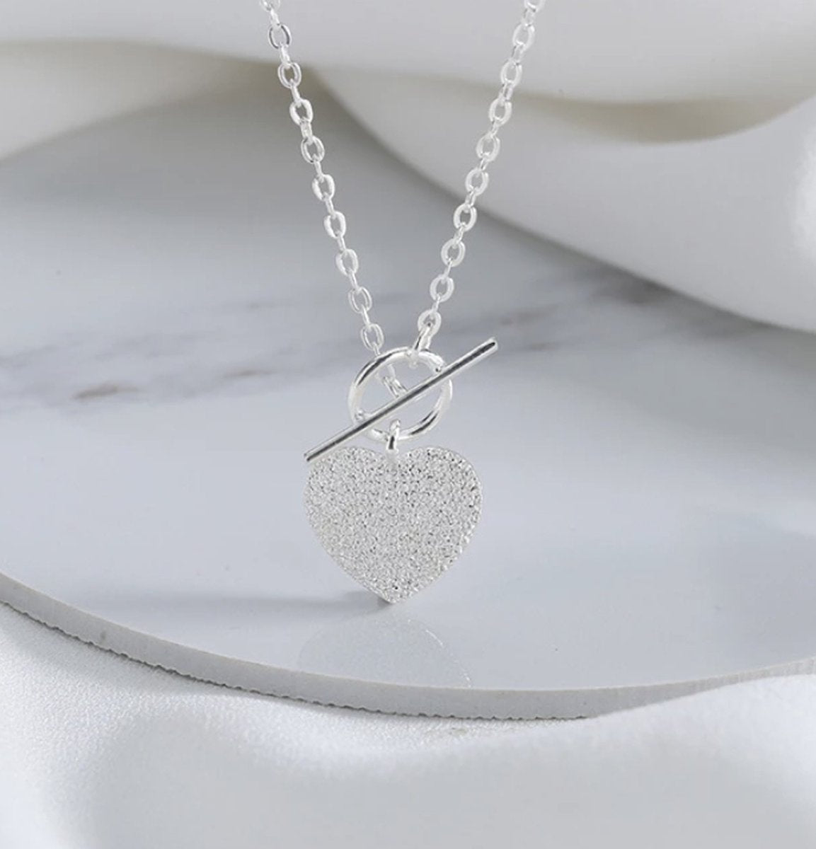 ketting met hartje, zilver