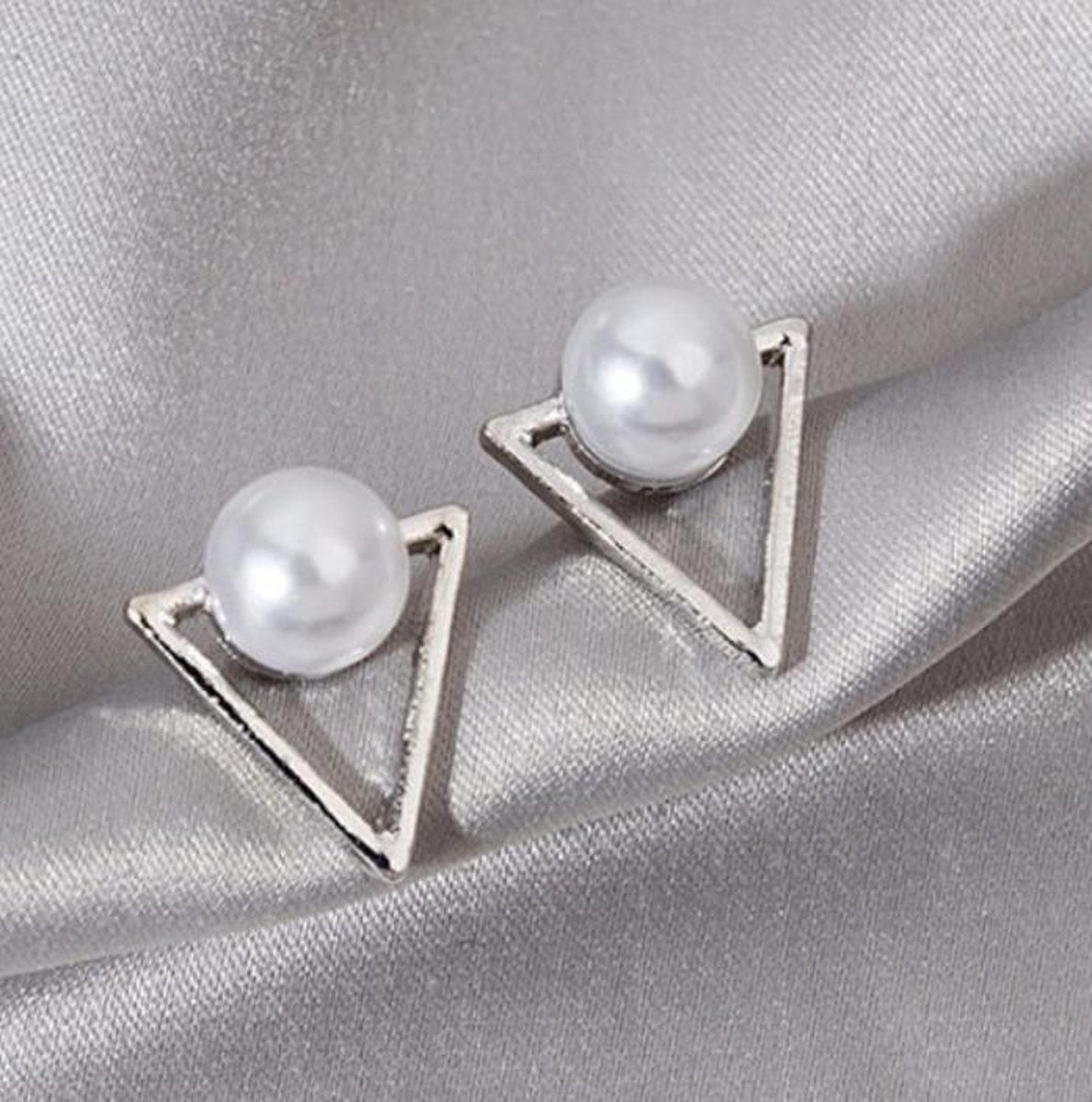 triangel oorbellen, zilver