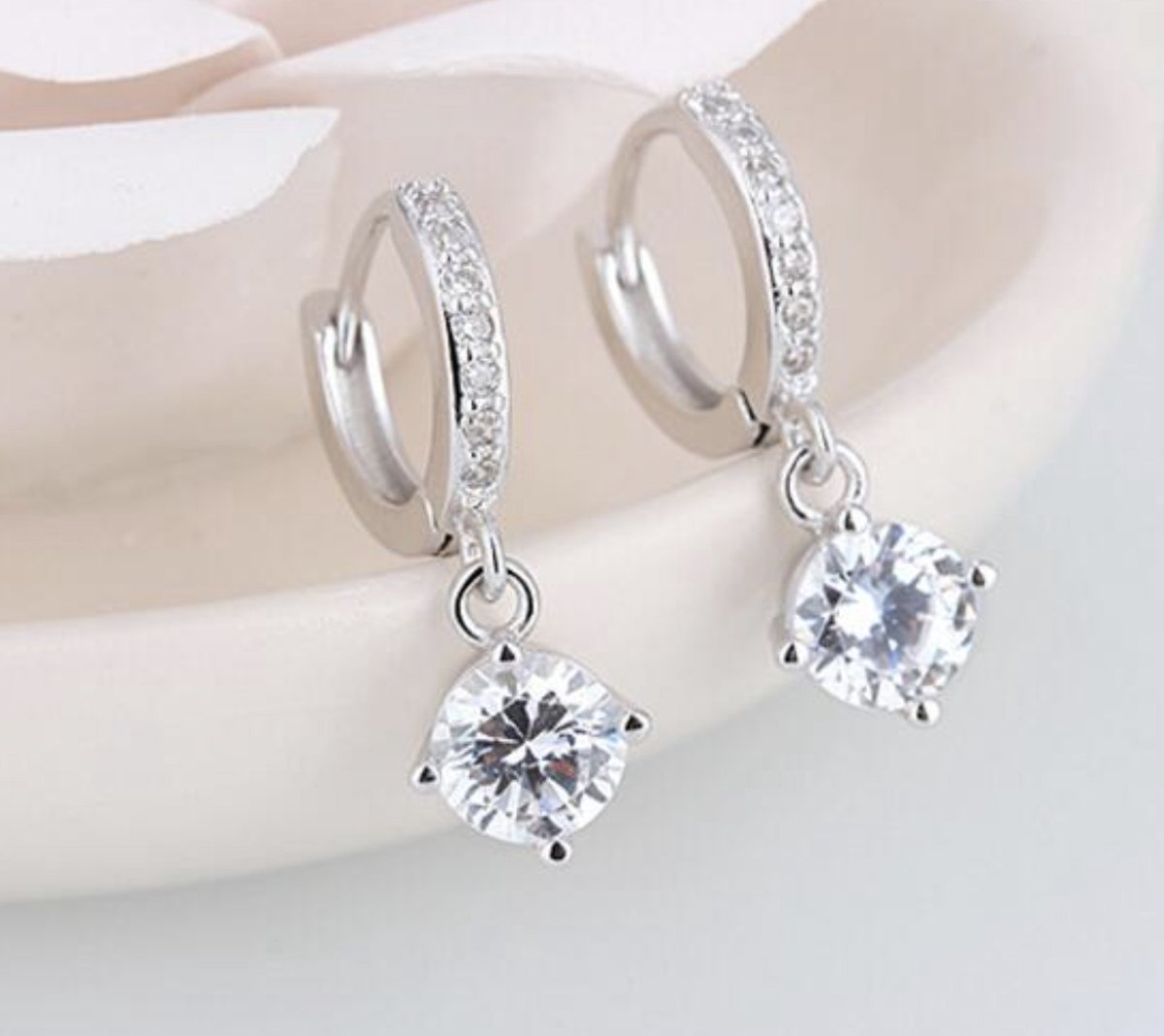 oorhangers met steentjes, zilver