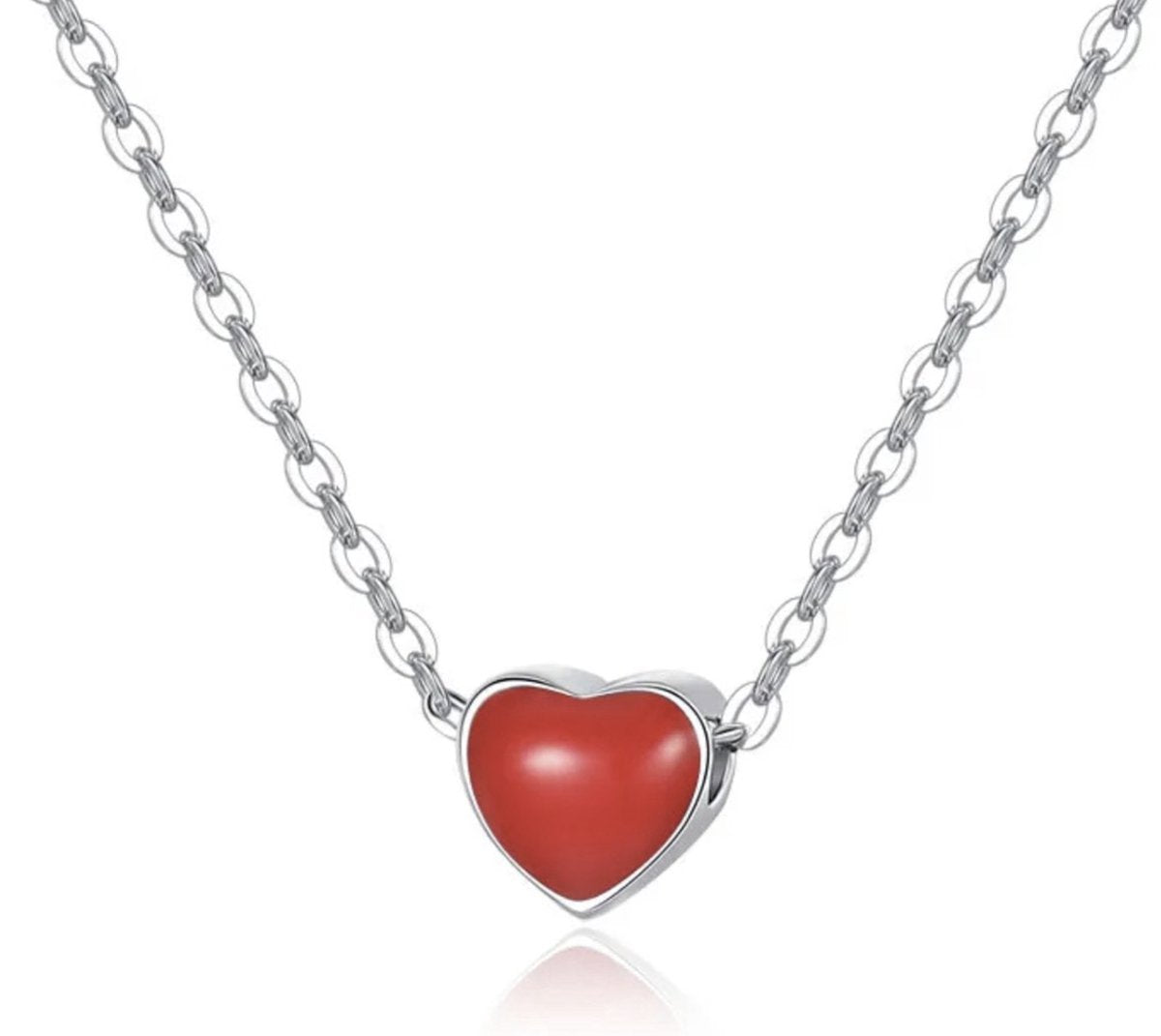 Ketting met rood hartje, zilver