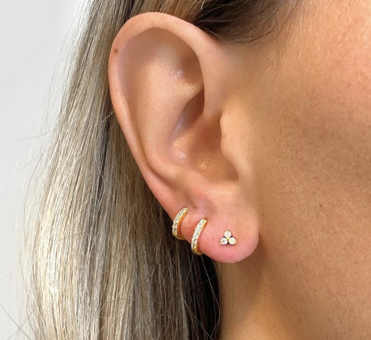 Gold plated oorknopjes met Zirkonia steentjes