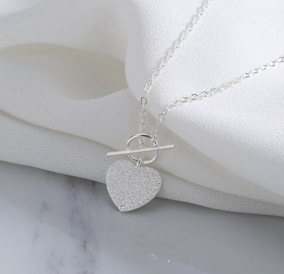 ketting met hartje, zilver