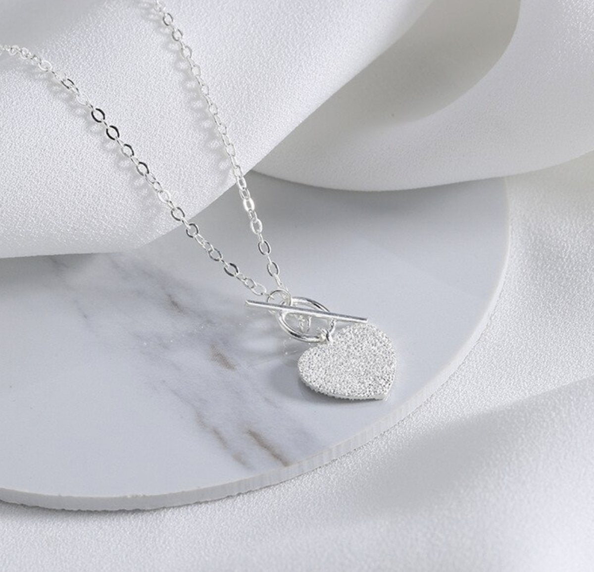 ketting met hartje, zilver