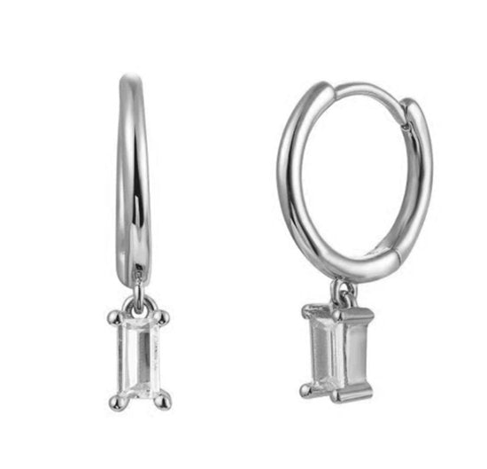 oorbellen zilver met zirkonia hanger