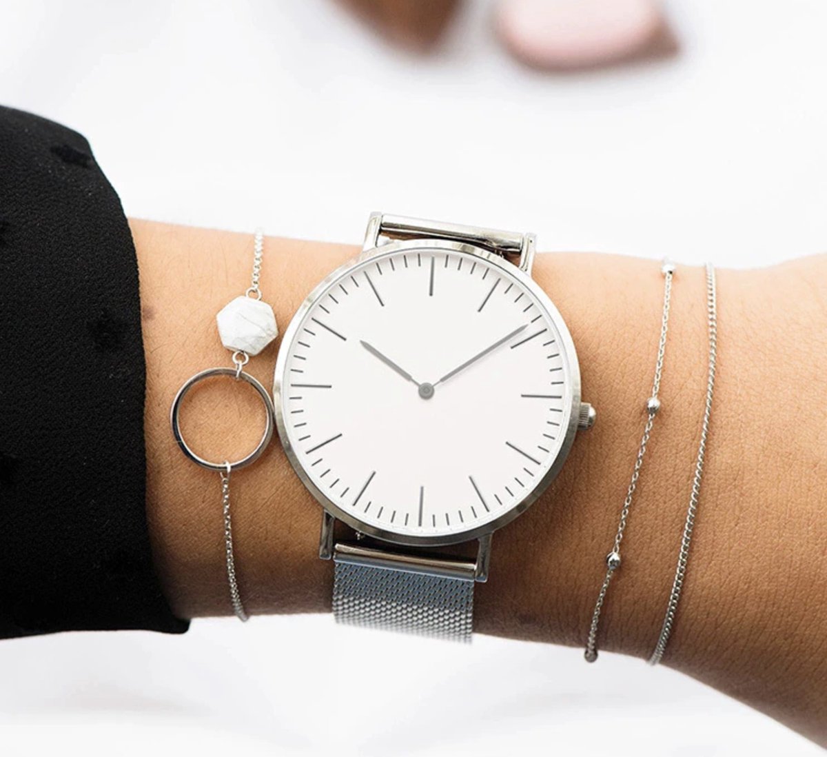 zilverkleurige dames horloge