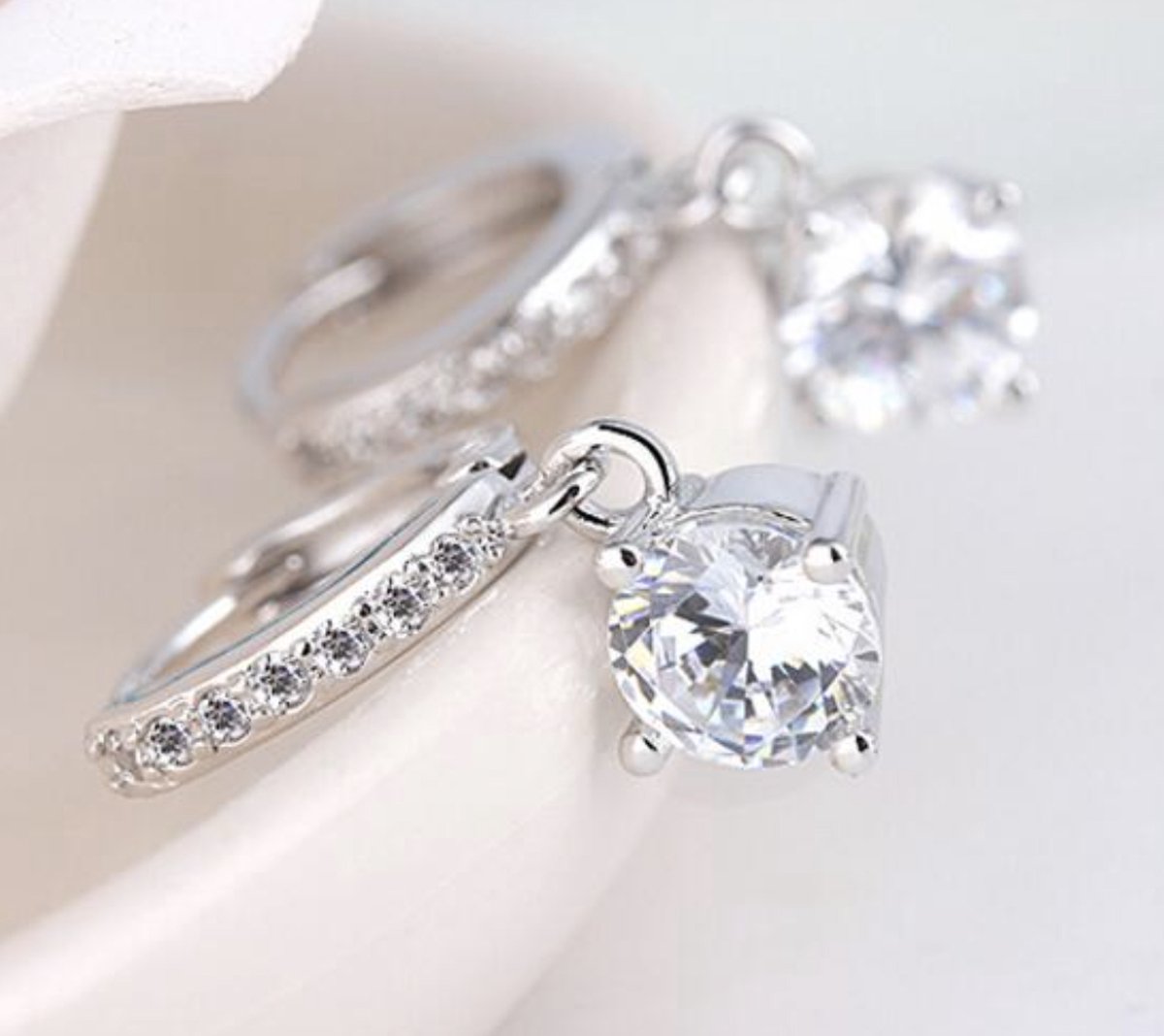 oorhangers met steentjes, zilver