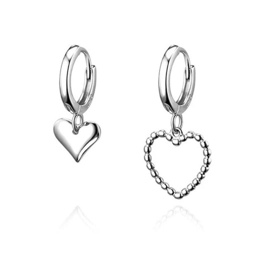 Love earrings - zilveren dames oorringen met hartjes - Liefs Jade
