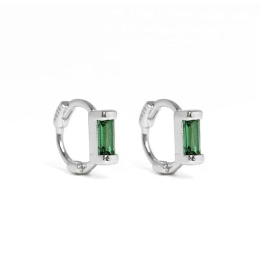 oorbellen met groene zirkonia steen